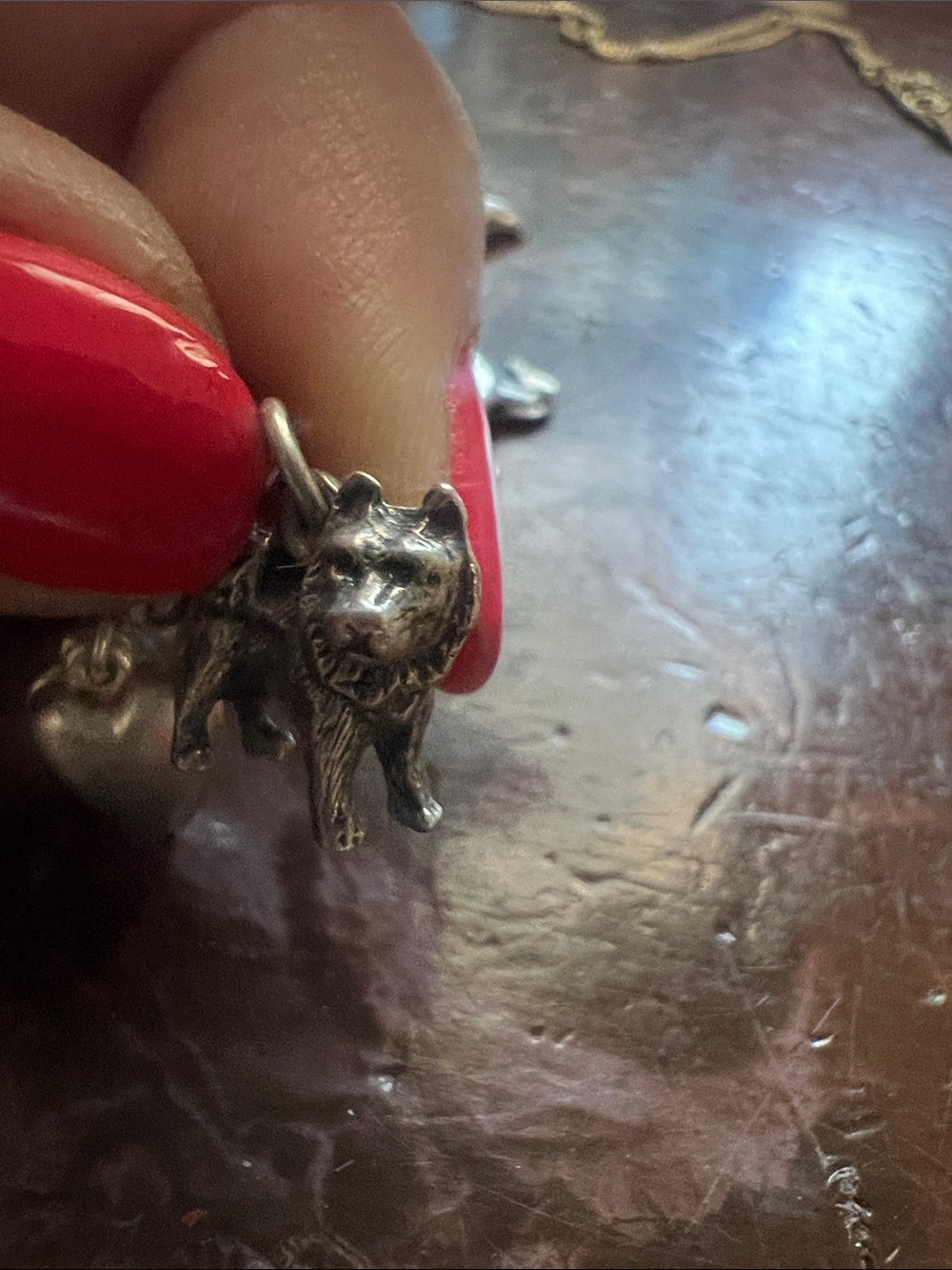 Silver Wolf Charm Dangle Necklace - Picture 3 of 7
